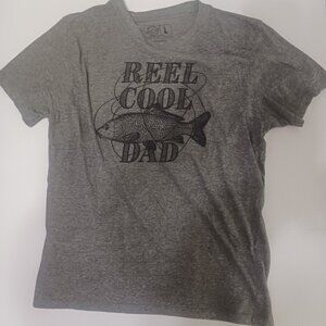 Crazy Dog Men's Reel Cool Dad Size Large Gray T-Shirt.